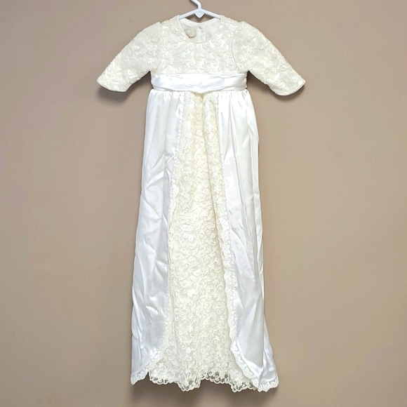 SOLD!! AMACELLO Elegant Silk Baptism/Christening Gown - Size 6/12 Months - Picture 1 of 12
